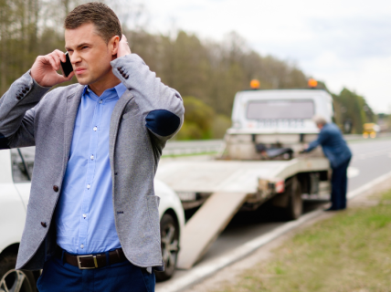 Tow Truck “Accident Chasers” and How to Avoid Them